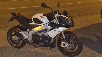 Aprilia Tuono V4 APRC - 3
