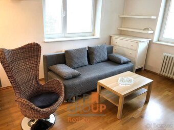 Pronájem bytu 2+kk o rozloze 50 m², ulice Zdoňovská, Praha - - 3