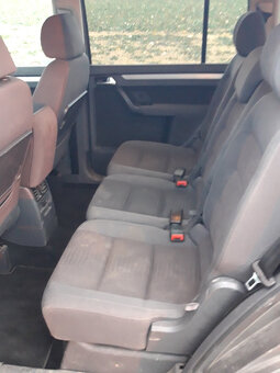 Volkswagen Touran 2.0 TDi - 3