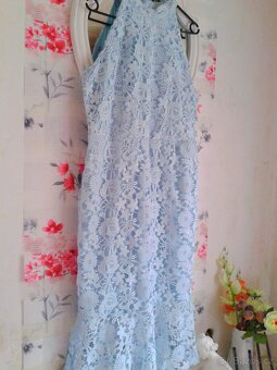 Elegantní krajkové midi šaty 44 - 3