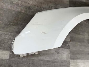 AUDI A4 B9 FACELIFT - 8W - 2020-2024 - blatník LP - 3