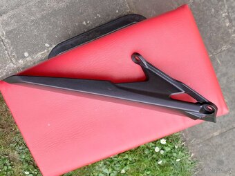 Ducati multistrada V4 S zadní blatník + kryt řetězu - 3