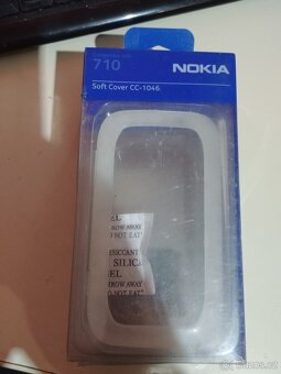 pouzdra nokia 710 - 3