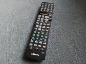 Yamaha RX-V2500 - 3