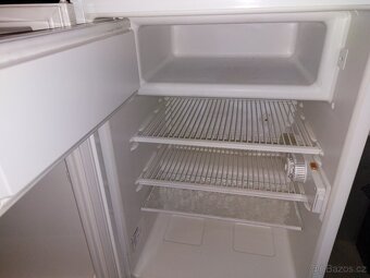 Liebherr KTSa-1514, menší značková lednice. - 3