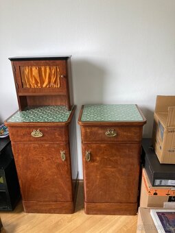 Starožitná toaletka a stolky - 3