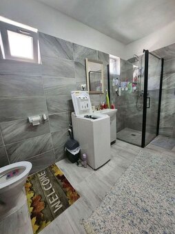 Prodej RD 5+1 pozemek 378 m - 3