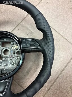 Renovovaný, tvarovaný volant Audi A6/C7 - 3
