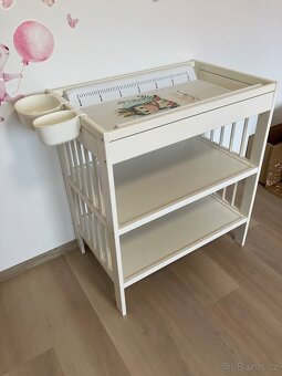 Přebalovací stůl s podložkou - 3