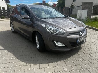 Hyundai i30 1,6 CRDI, 81 kw - 3
