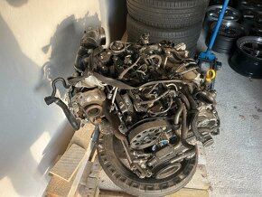 Motor CRL 2.0tdi 110kw. 70tkm. - 3