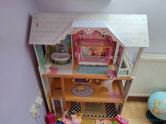 Domeček pro panenky Barbie a příslušenství - 3
