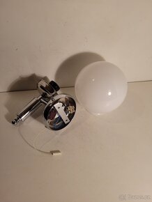 niklovaná nástěnná lampa, lampička , stínidlo bílá koule - 3