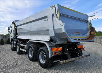 VOLVO FMX 460 8x4 - vanový sklápěč - 3