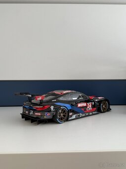 Bmw M8 GTE 1:18 Minichamps - 3