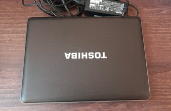Prodám notebook Toshiba Satellite U500-17F - 3