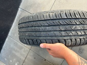 Letní pneumatiky, cca 6-7mm Nokian 195/65 R15 91T - 3