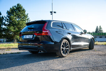 Volvo V60 D3 AWD, 2020 – plná výbava, perfektní stav, DPH - 3