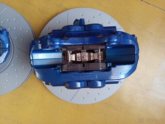 Trmeny bmw m sport a performance/kotouče - 3