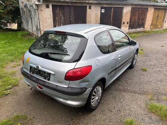 PEUGEOT 206 1.1 120 TKM, VCELKU NA NÁHRADNÍ DÍLY - 3