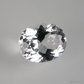 Topaz-ovál, modif. bril. - 3,36 ct. - 3