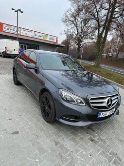 Mercedes-Benz E 350 BlueTEC Avantgarde, rok 2015 - 3