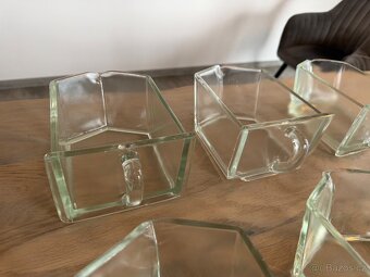 Skleněné dózy, Kořenky - 3