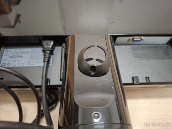 Monitor LG Flatron L222WS-BN - 3