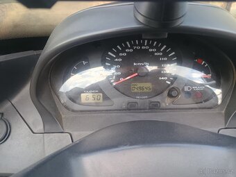 Suzuki Burgman AN 250 - 3