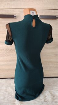 Tmavě zelené šaty - XS (S) - 3