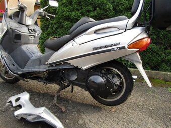 Suzuki AN 400 Burgman - 3