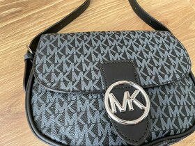 Michael Kors kabelka - 3