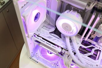Herní PC - Ryzen 7 7700 / 32GB / 1TB / RX 9070 XT 16GB - 3
