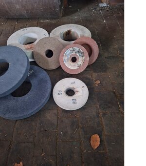 brusné kotouče a pásy - 3