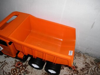 Tatra 148  - Oranžová NOVÁ - 3