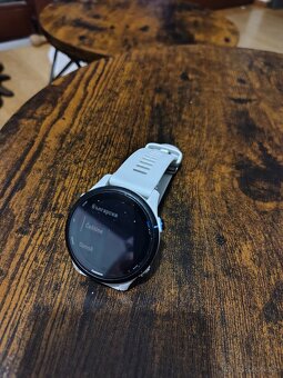 Garmin Forerunner 255 bílé - 3