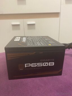 Napájecí zdroj Gigabyte P650B - 3