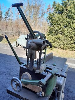 Řetězová Dlabačka ELU MKS 33 - 3