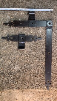 Kování panty vrata. - 3