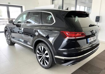 Volkswagen Touareg, 3,0 TDI 210 kW 4x4 Tiptronic top stav - 3