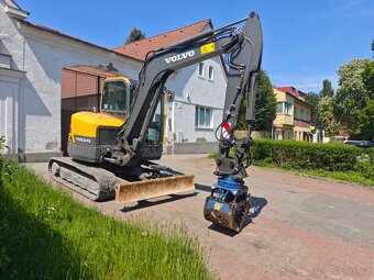 Pásový minibagr Volvo ECR 58D - 3