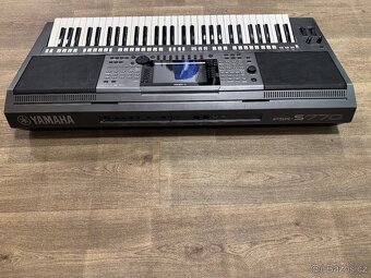 KLÁVESY YAMAHA PSR S770 - 3