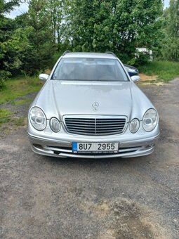Mercedes-Benz E 240 - 3