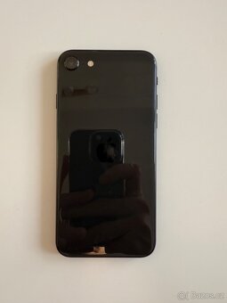 iPhone SE 2020 - 64 GB - 3