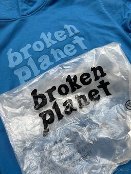Broken planet - 3