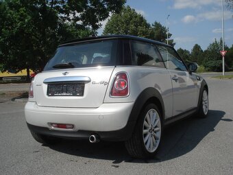 Mini Cooper 1.6 D AUT. 1 MAJITELKA - 3
