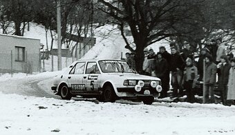 koupím motor blatníky díly škoda 120L M a zadní kapotu - 3