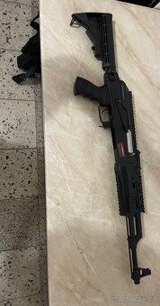 Prodám AK-47 (Airsoft replika) – jako nové - 3