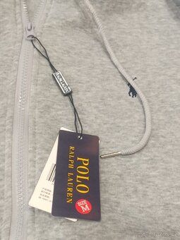 Šedá mikina ve stylu Ralph Lauren – nová, , s visačkami
- 3