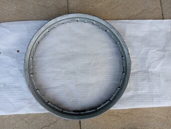 Ráfky na ČZ a Jawa, 16" a 18" - 3